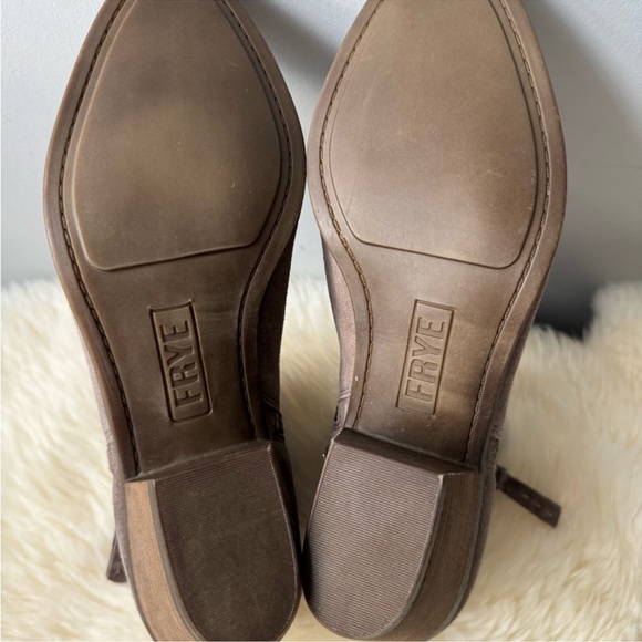Frye Judith Taupe Double Zip Suede Ankle Booties Size 10 - Picture 10 of 13